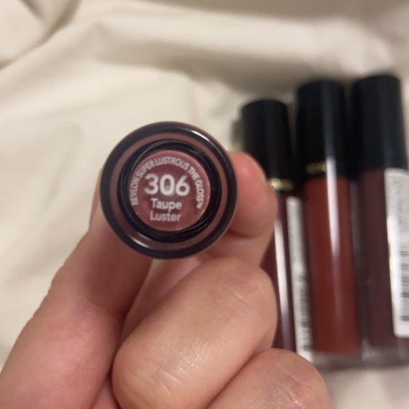 💋💄 REVLON Super Lustrous THE LIPGLOSS - Picture 3 of 5